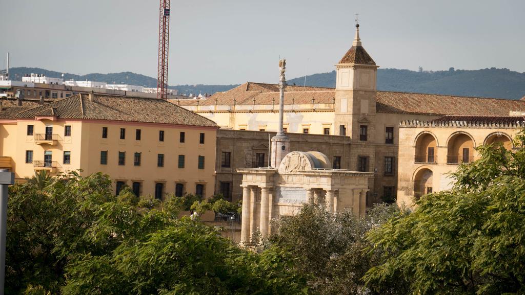 Apartamento La Calahorra Cordoue Extérieur photo